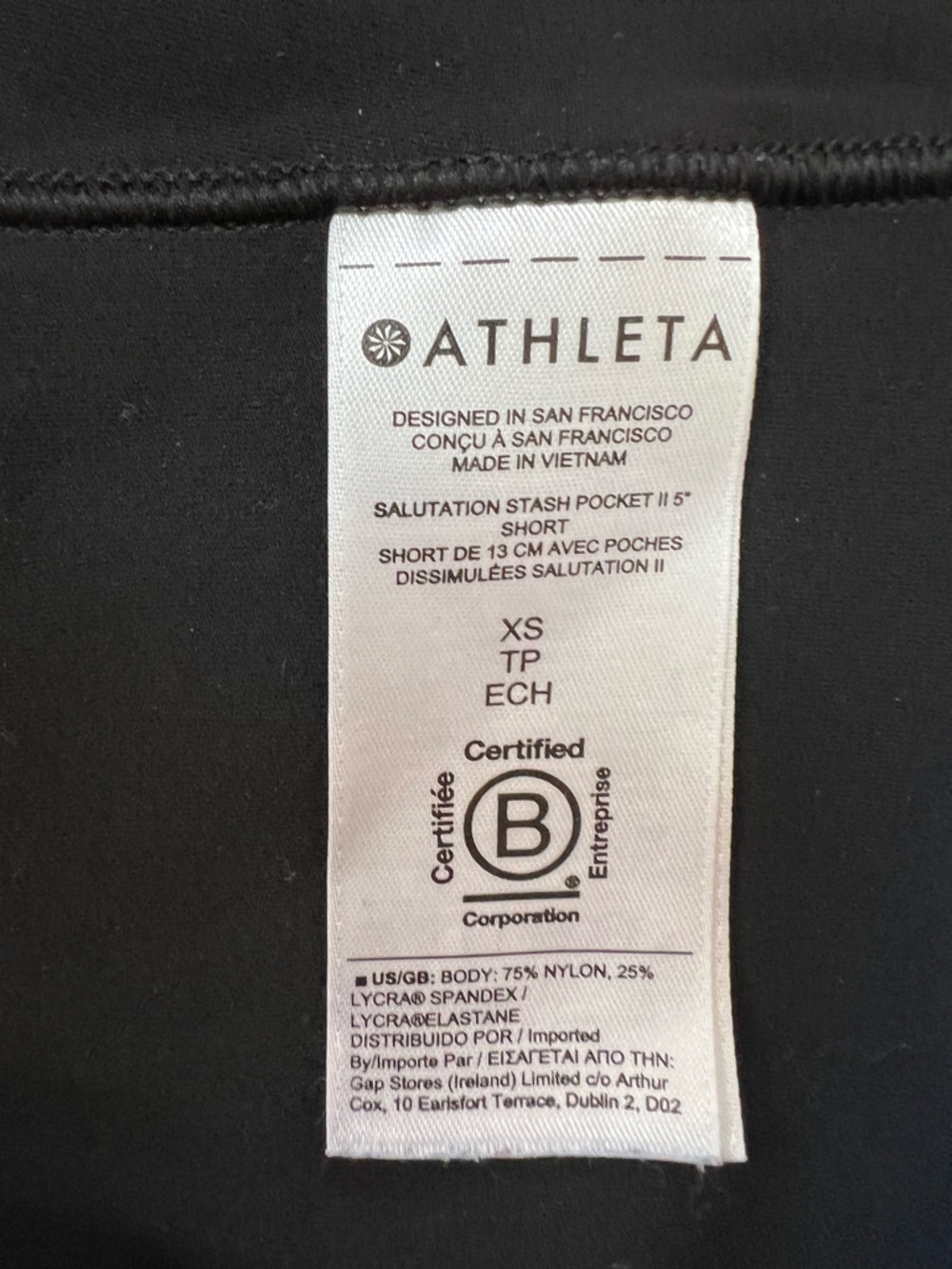 Athleta Salutation Stash High Rise 5" Athleta Bike Shorts in Black, size XS - Picture 7 of 12